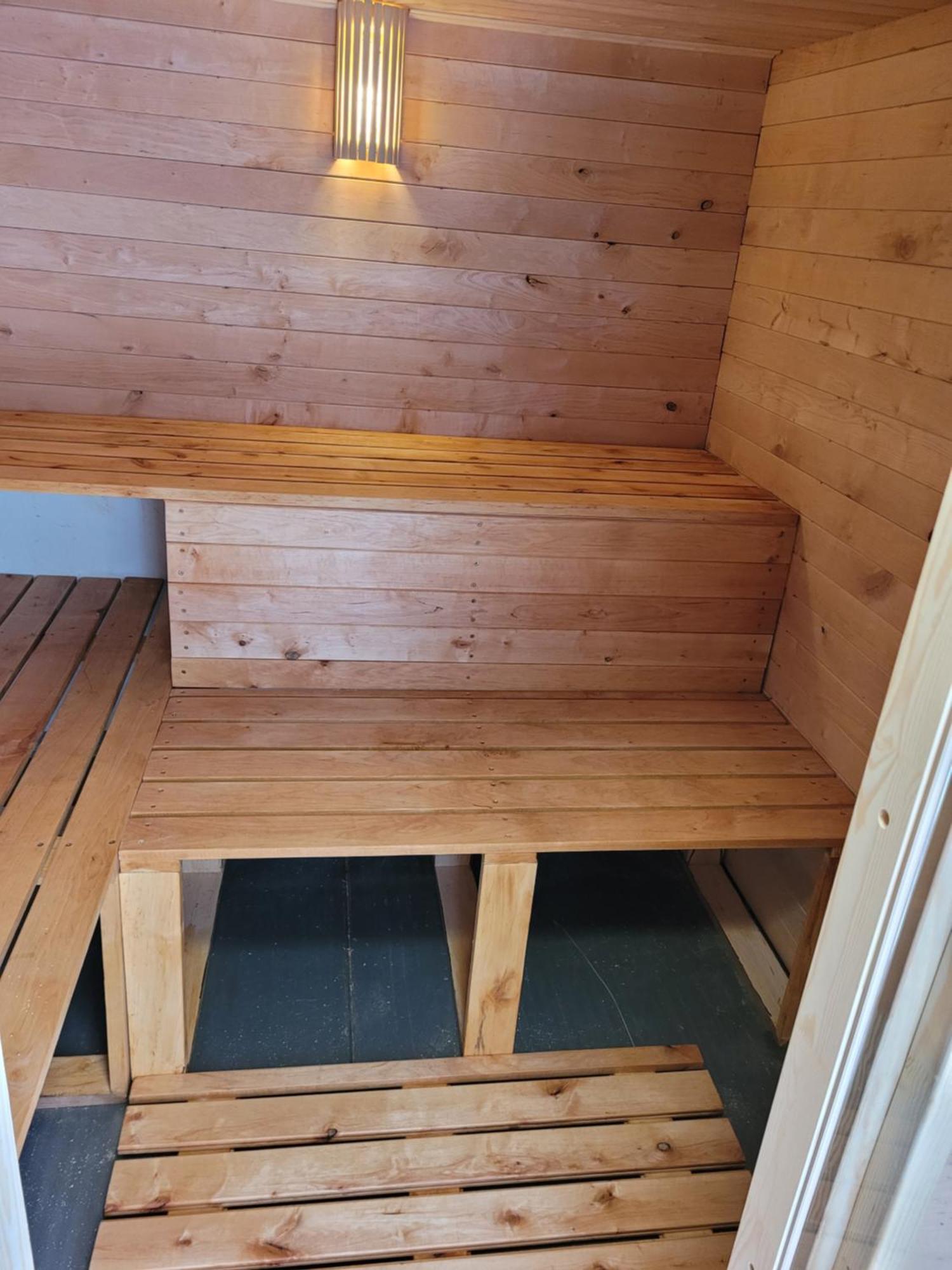 Srub Na Svahu Sjezdovky V Radvanicich Radvanice  Extérieur photo